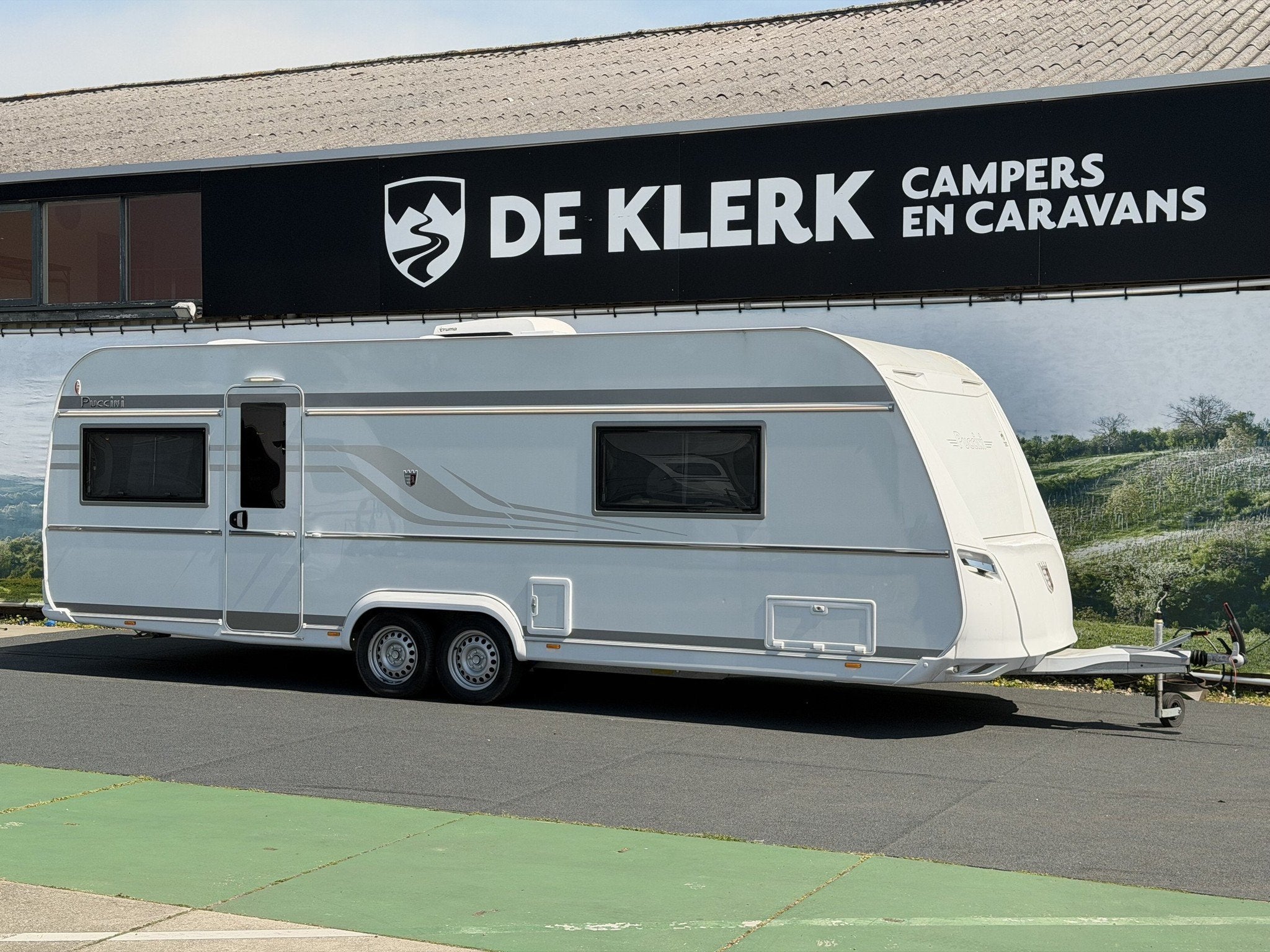 Tabbert PUCCINI 685 DF (bj 2021), Caravans en Kamperen, Tabbert, Bedrijf, Info@deklerkcaravans.nl, Watertank vast