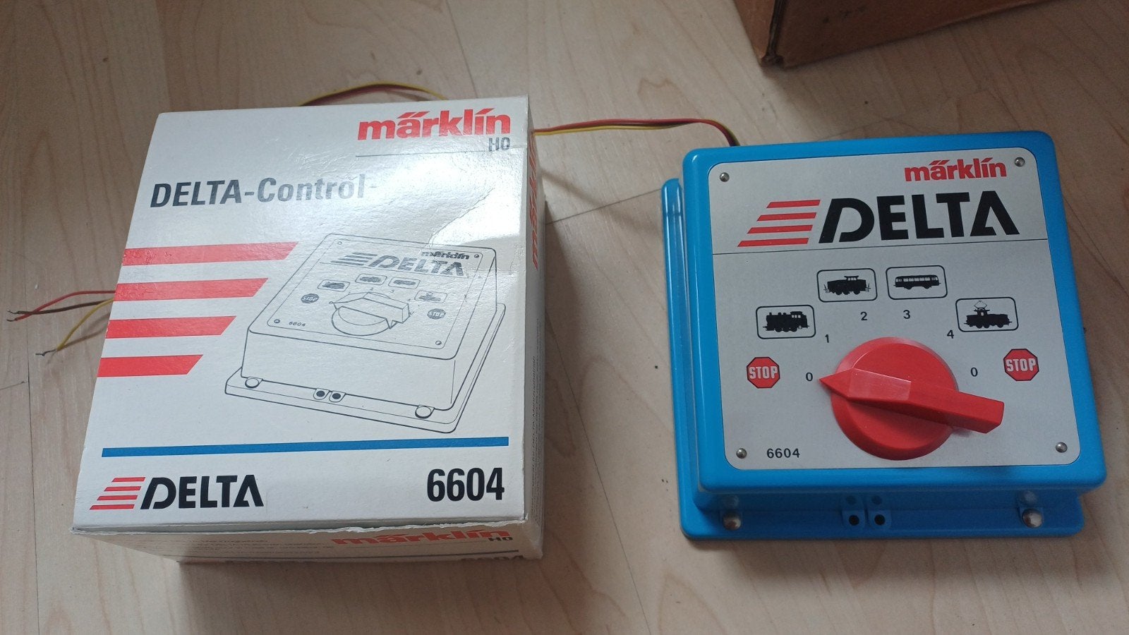 Marklin delta control 6604, Ophalen of Verzenden, Zo goed als nieuw, Märklin, Transformator of Voeding