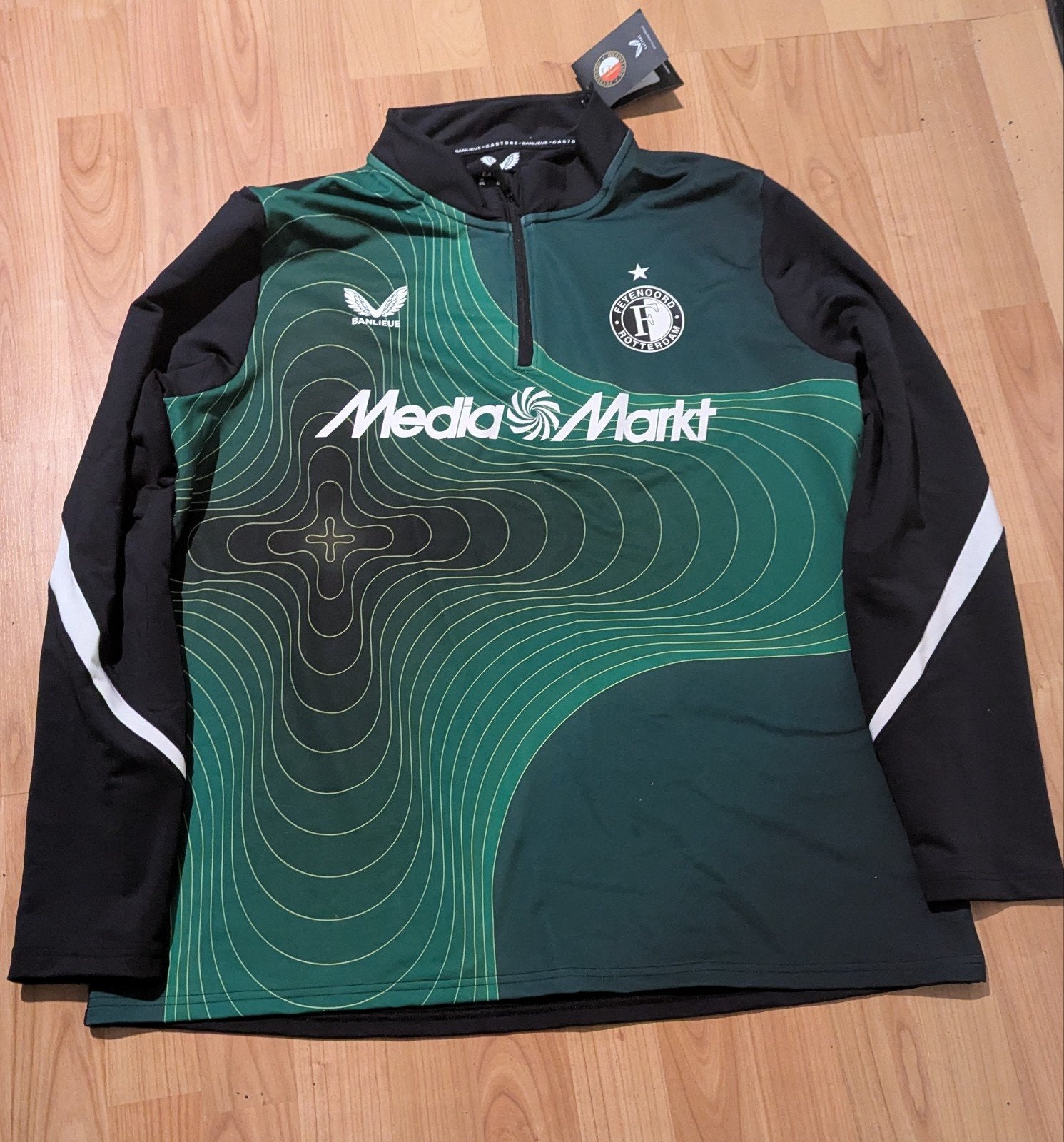 Feyenoord Banlieue matchday training top Castore 2XL, Kleding | Heren, Sportkleding, Nieuw, Overige maten, Ophalen of Verzenden