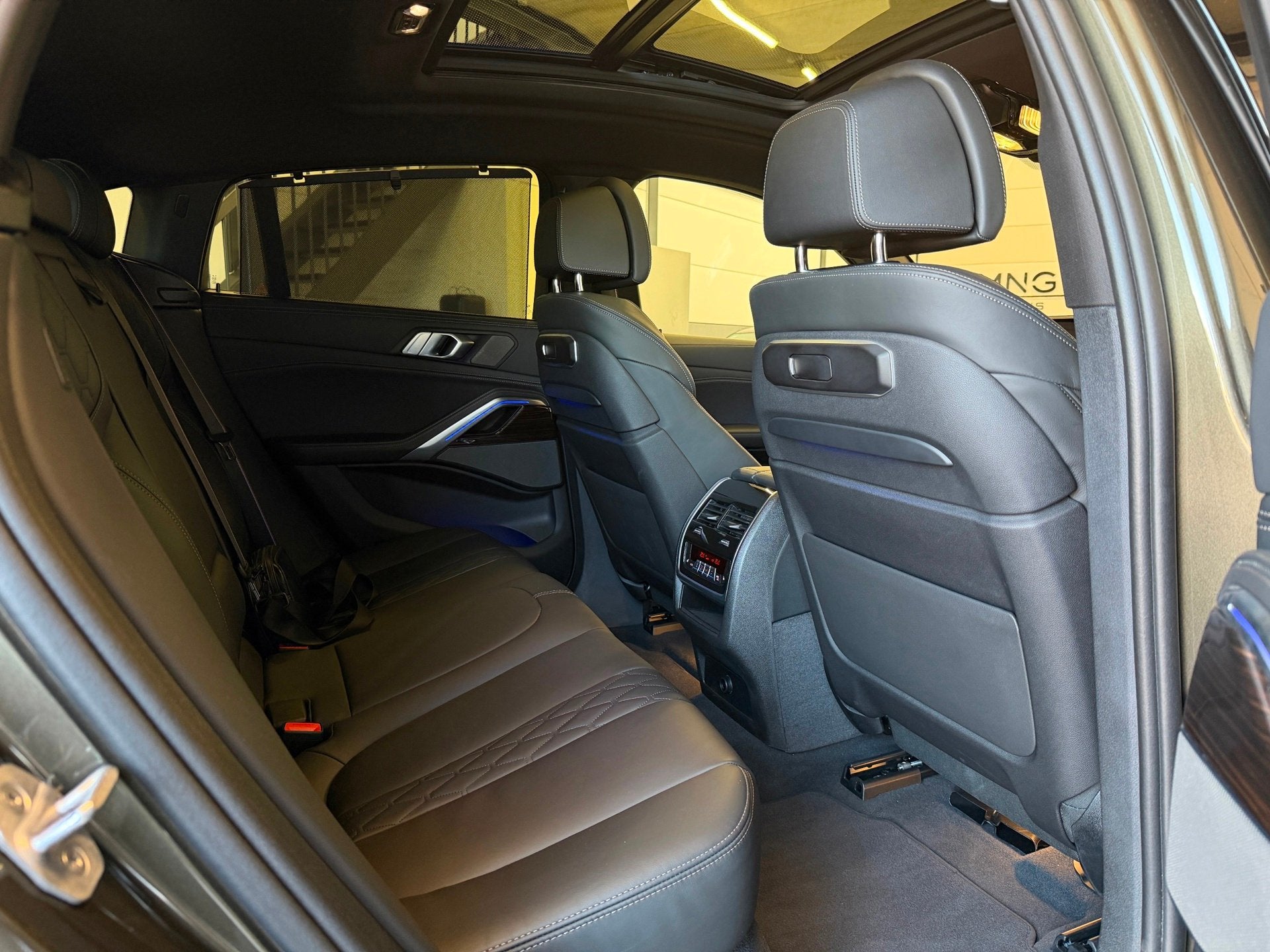 Foto 14 van BMW X6 XDrive40i|St.Koeling|Pano|Massage|Softclose|Skylounge