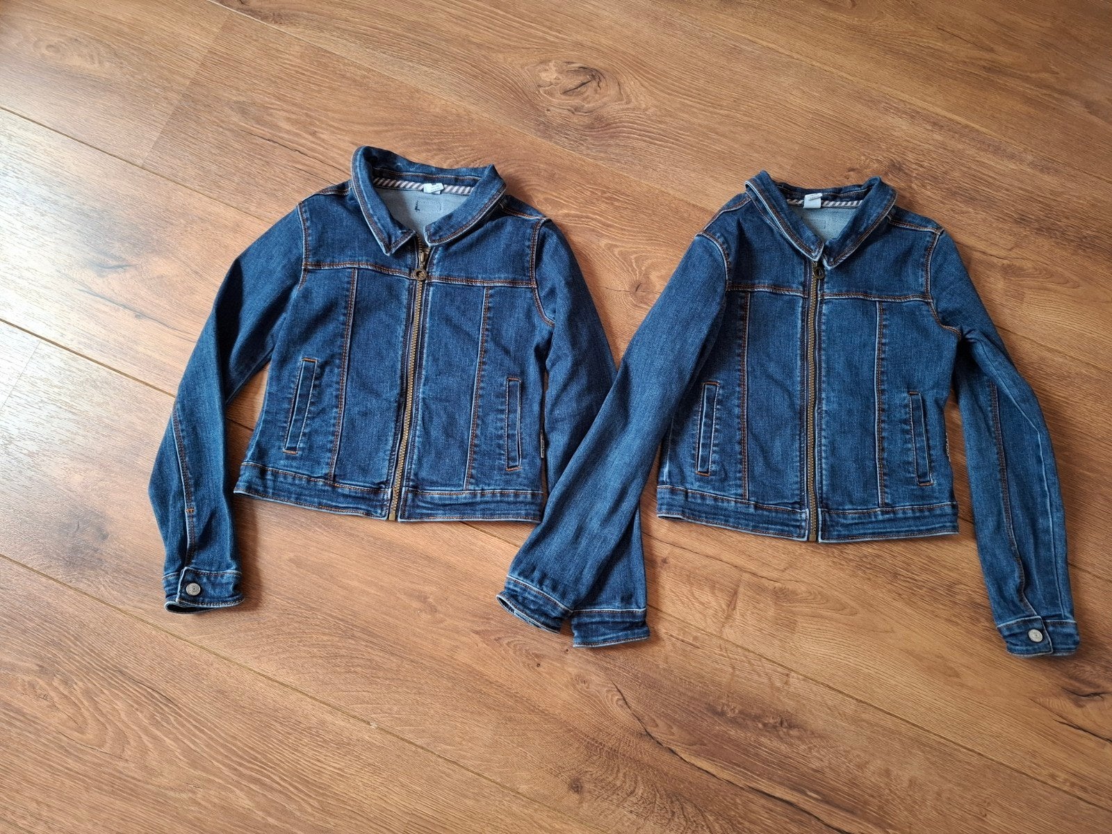 Tweeling meisjes B-nosy zomer spijker jasjes in mt 134/140, Ophalen of Verzenden, Zo goed als nieuw, Kleding