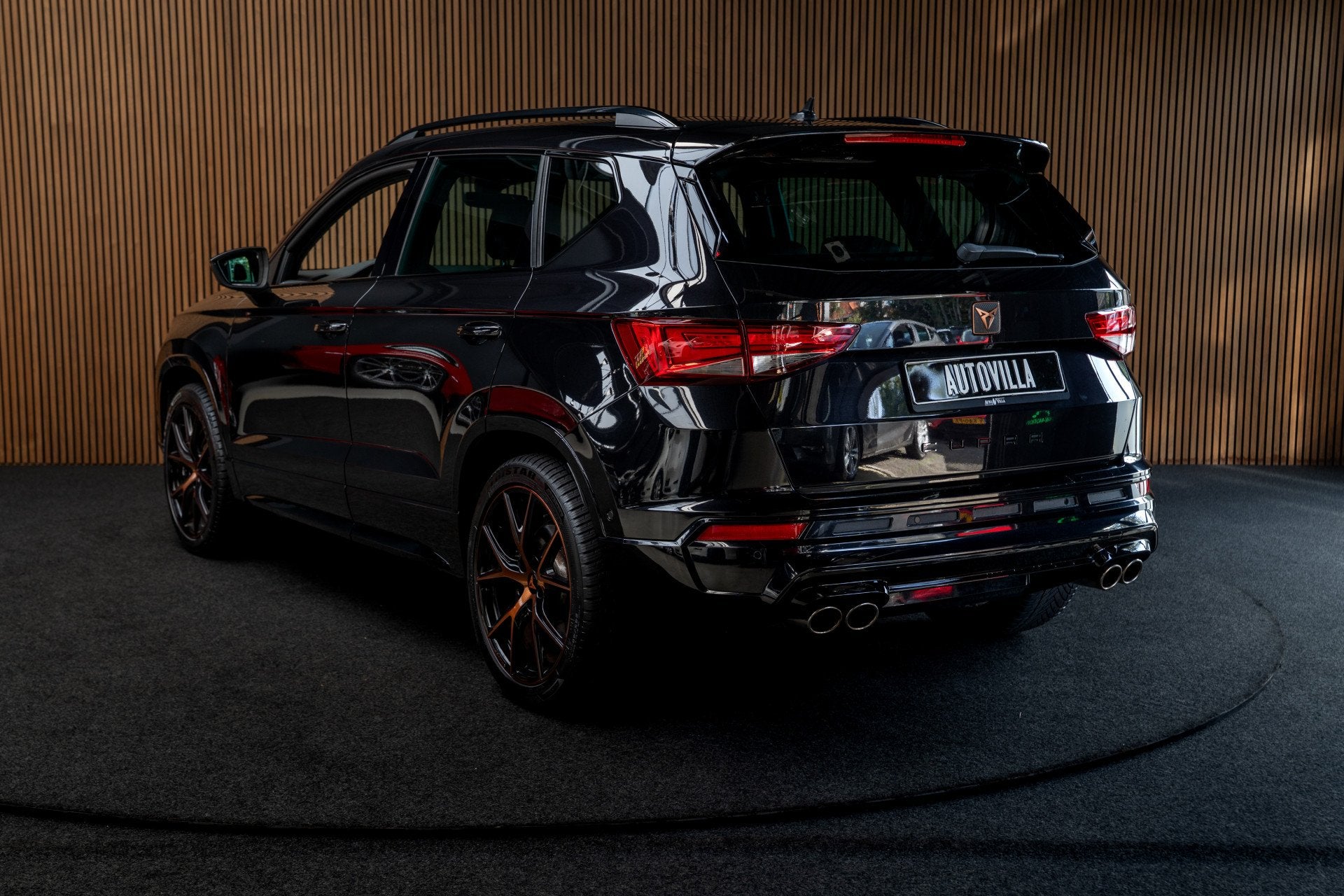 CUPRA Ateca 2.0 TSI 4DRIVE Panodak Virtual 360° Camera Leer, Automaat, Dealer onderhouden, Achterwielaandrijving, Gebruikt
