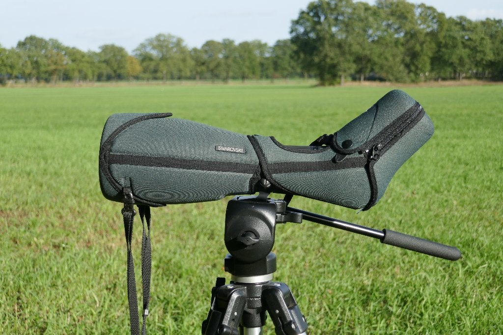 Swarovski ATX met 30-70x95 lens, Lenzentelescoop (refractor), 80 tot 200 mm, Met statief, Ophalen of Verzenden