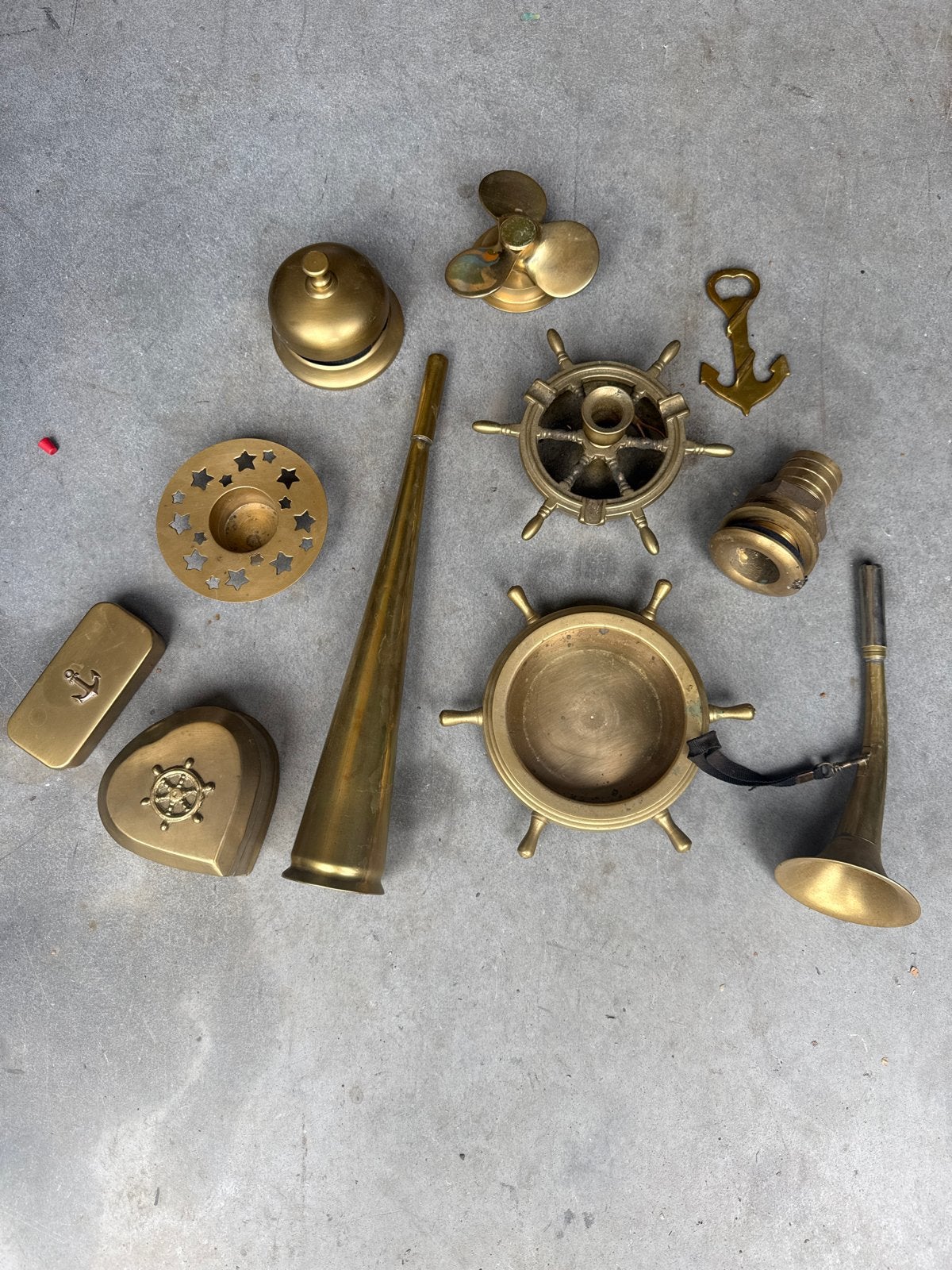 Verzameling van messing nautische decoratie en objecten, Ophalen, Brons