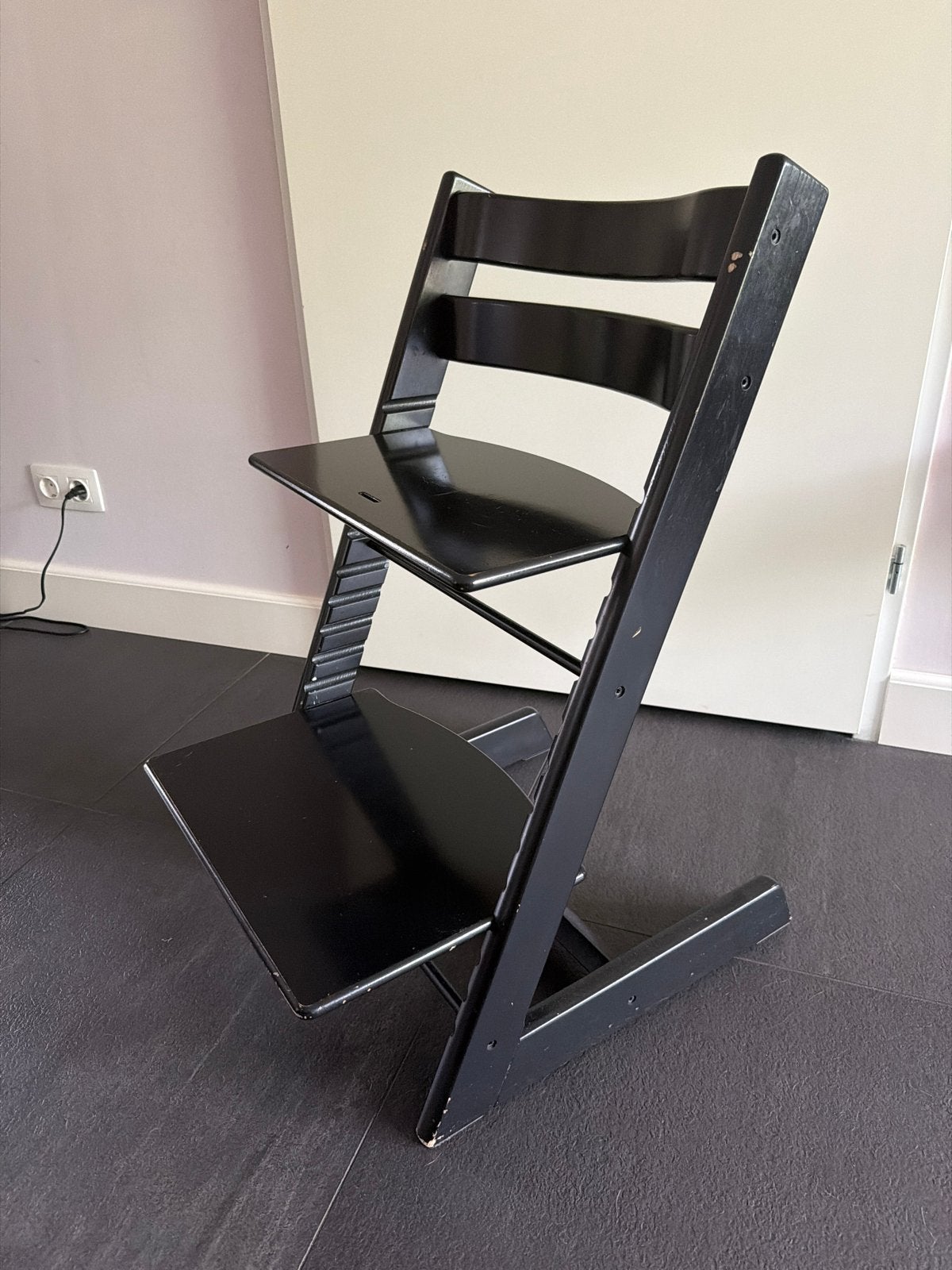 Stokke Tripp Trapp meegroeistoel - Zwart, Kinderen en Baby's, Kinderstoelen, Ophalen, Gebruikt, Meegroeistoel