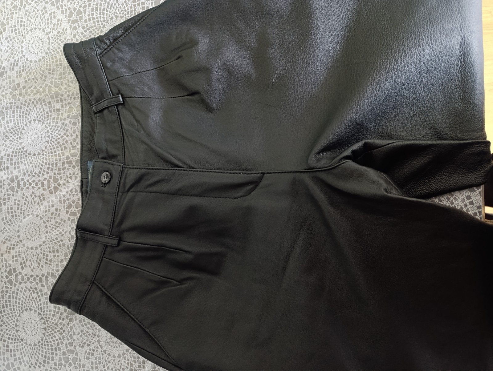 Prachtige leren broek, Maat 38/40 (M), Zwart, Ophalen of Verzenden, Zo goed als nieuw