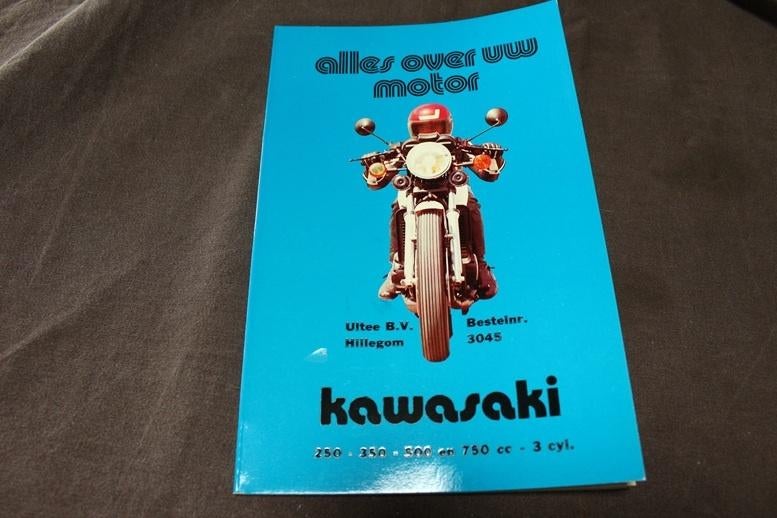 alles over uw Kawasaki 250 350 750 triples handboek H1 H2 S1, Motoren, Handleidingen en Instructieboekjes, Ophalen of Verzenden