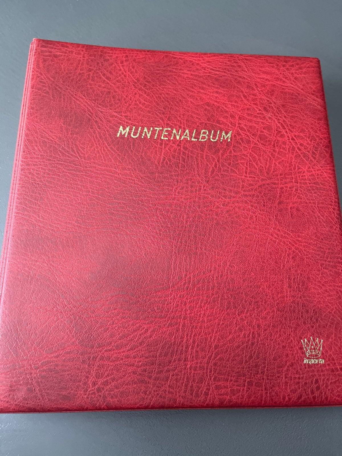 Muntenalbum met diverse euromunten (140 stuks), Postzegels en Munten, Munten | Europa | Euromunten, Ophalen, Overige landen, Overige waardes