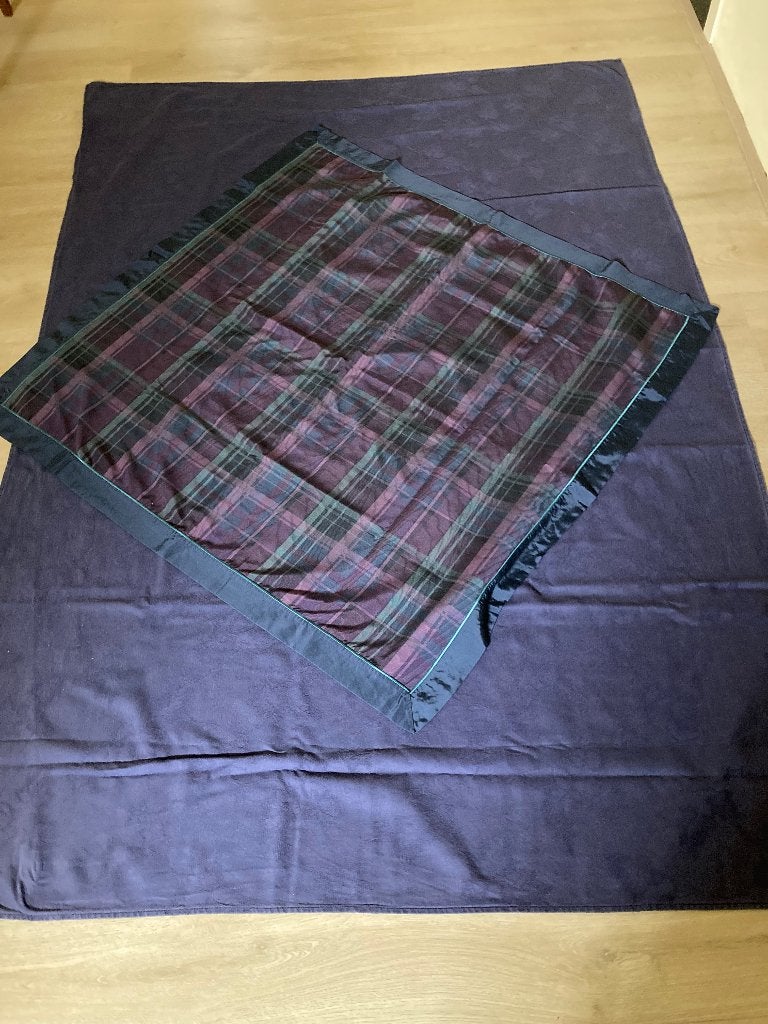tafellaken/loper blauw damast 185x128 cm en ruit 100x100 cm, Overige materialen, Blauw, Sierrand, Ophalen of Verzenden