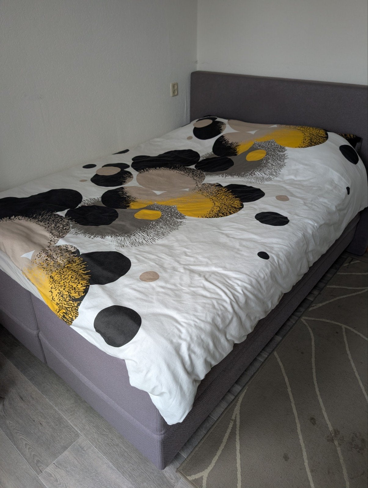 Swiss Sense Boxspring 140x200 met 2 nieuwe matrassen, Ophalen, Tweepersoons, 140 cm, Zo goed als nieuw
