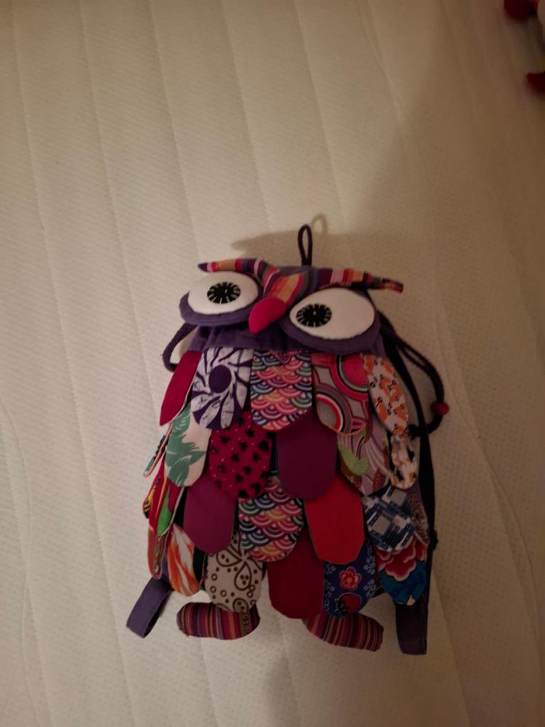 TK KLEINE STOFFEN RUGTAS ALS UIL., Ophalen of Verzenden, Zo goed als nieuw, Overige merken, 30 tot 45 cm