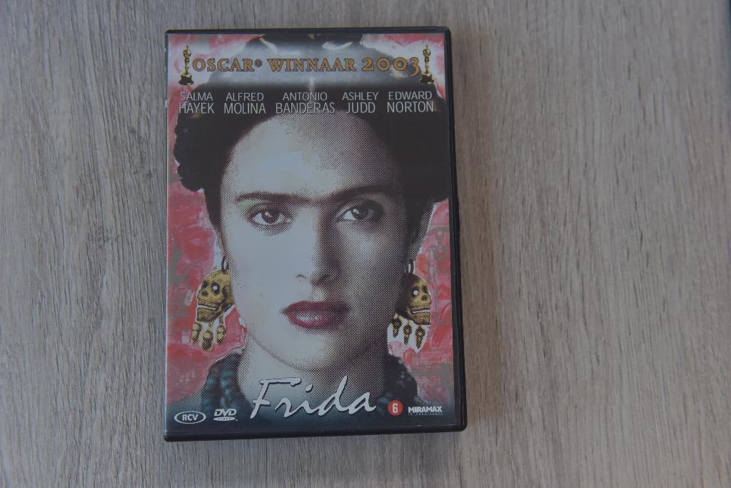 FRIDA KAHLO  oa met Salma Hayek, Antonio Banderas, Overige gebieden, Verzenden, Boxset, Zo goed als nieuw