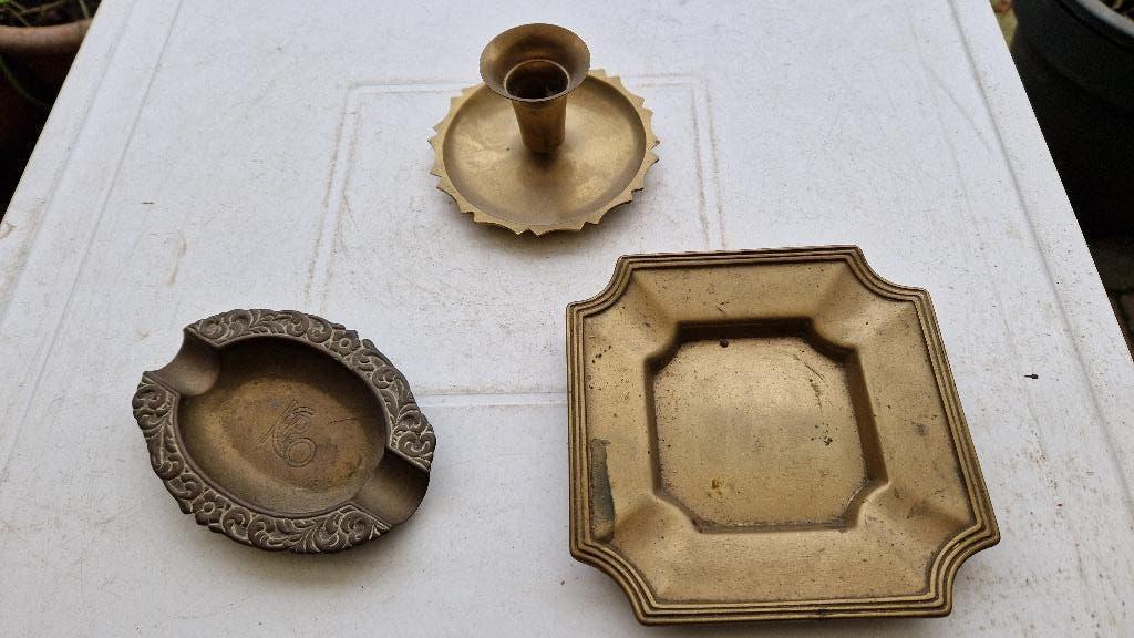 2 oude koperen asbakken- 1 kandelaar, Antiek en Kunst, Antiek | Koper en Brons, Ophalen of Verzenden