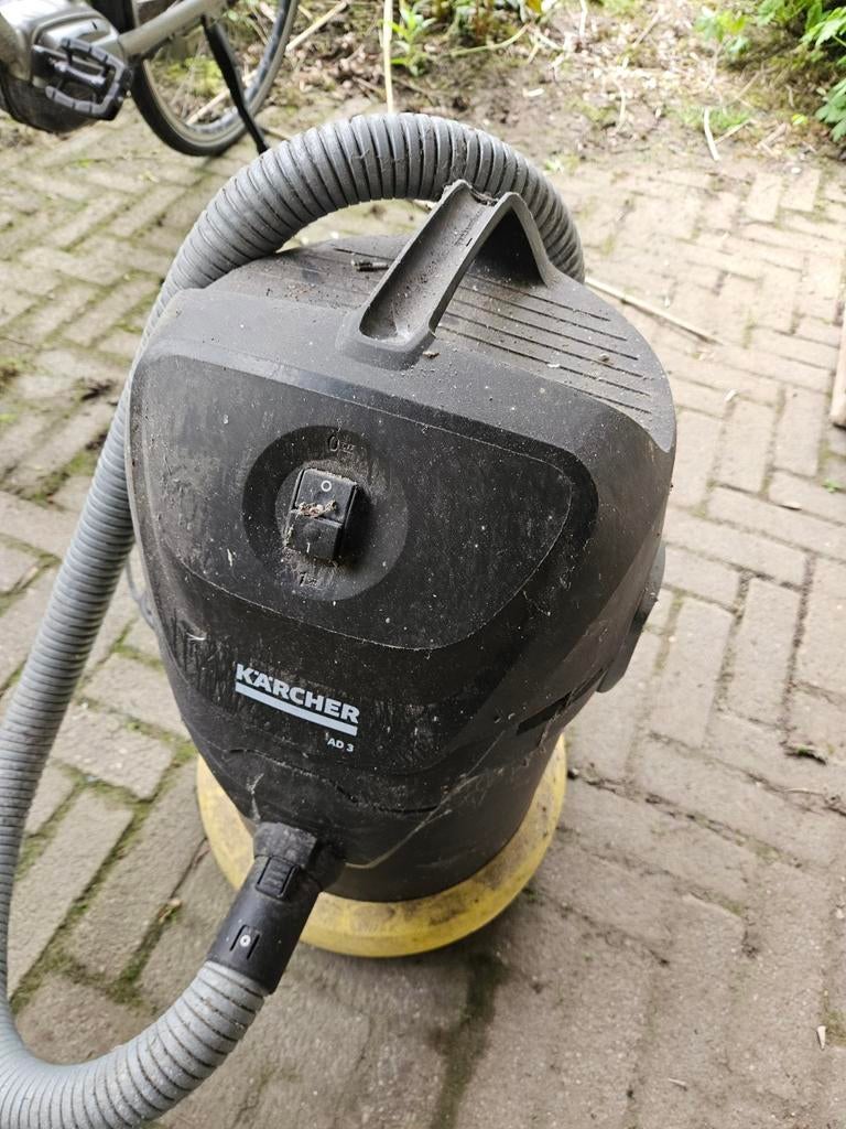 Kärcher AD 2 As- en Droogzuiger - Krachtige Stofzuiger, Ophalen, Gebruikt, Reservoir