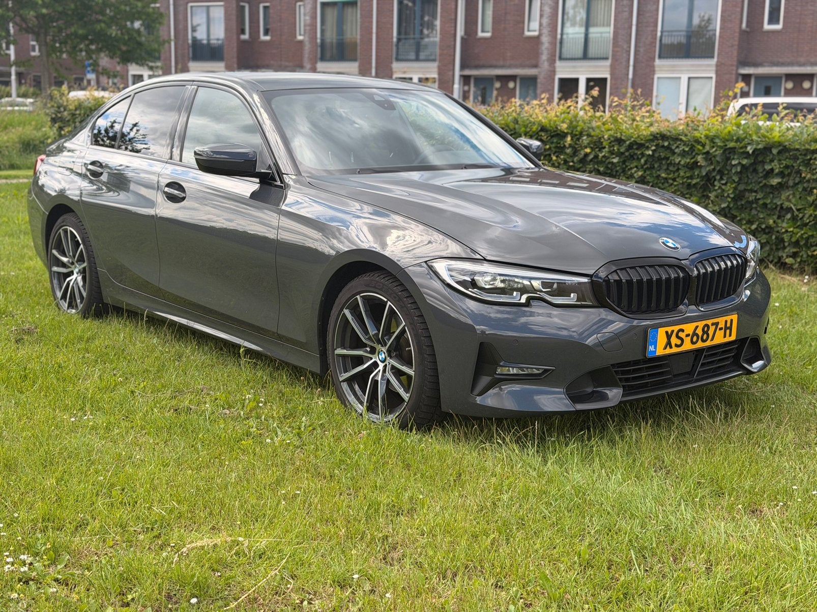 BMW 3-Serie 320d 190pk Aut 2019 Grijs, Automaat, Achterwielaandrijving, 1995 cc, Zwart