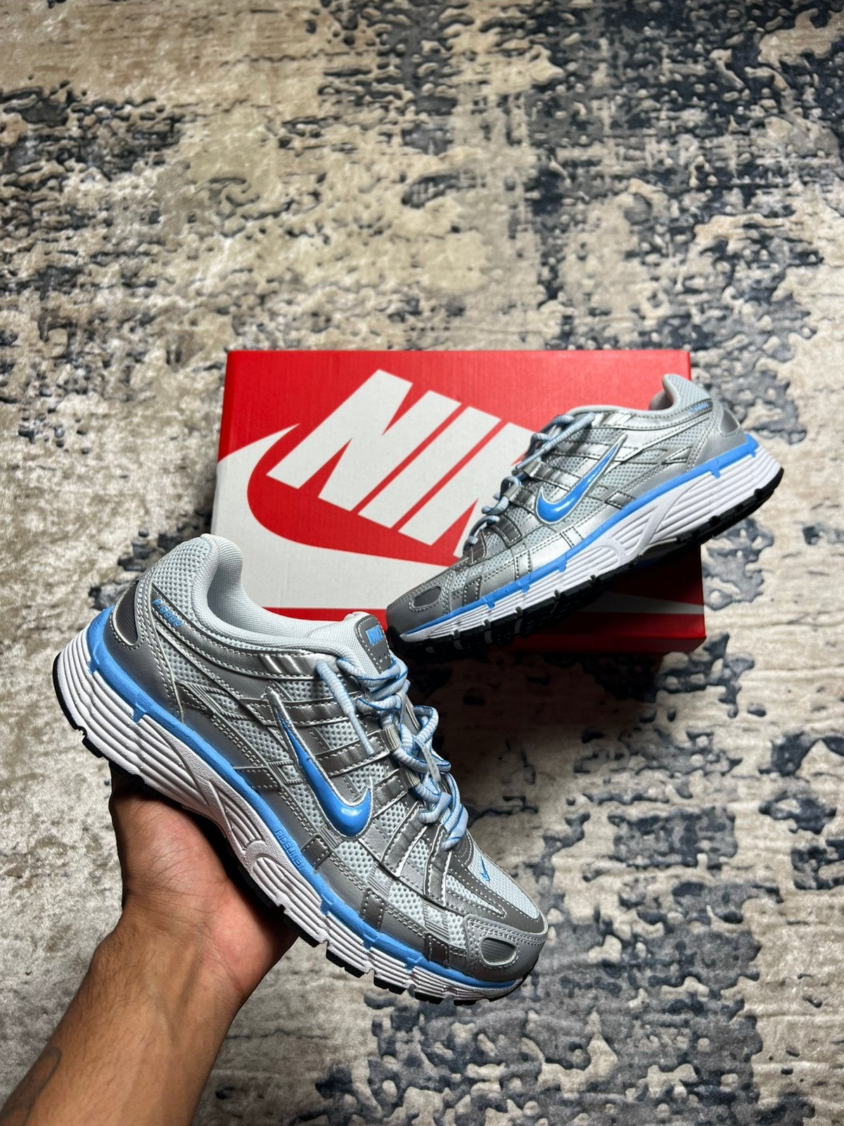 Nike P-6000 Metallic Silver University Blue Maat 38, Kleding | Dames, Blauw, Nieuw, Ophalen of Verzenden, Sneakers of Gympen
