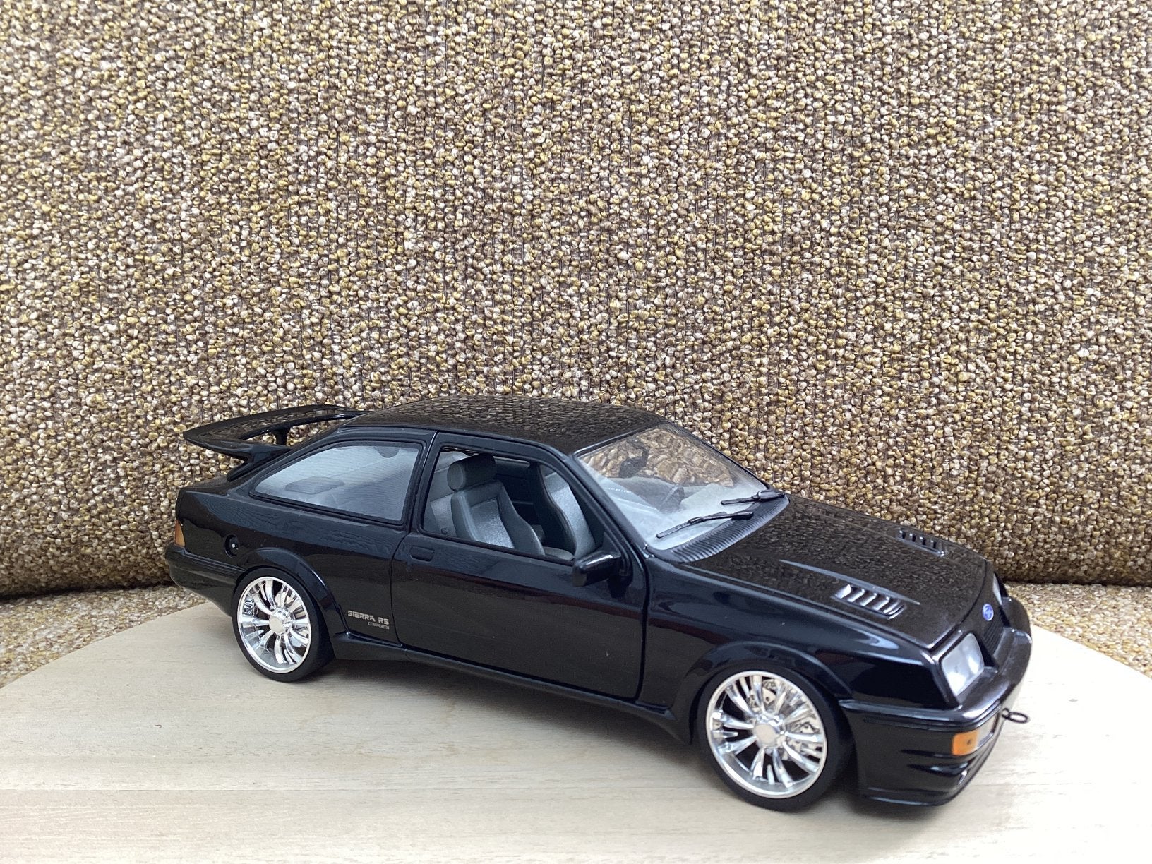 Ford Sierra RS Cosworth 1988 Minichamps 1:18, Ophalen of Verzenden, Zo goed als nieuw, Auto, MiniChamps