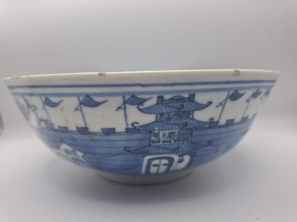 Antieke porseleinen kom met afbeelding Chinese muur, Ophalen of Verzenden