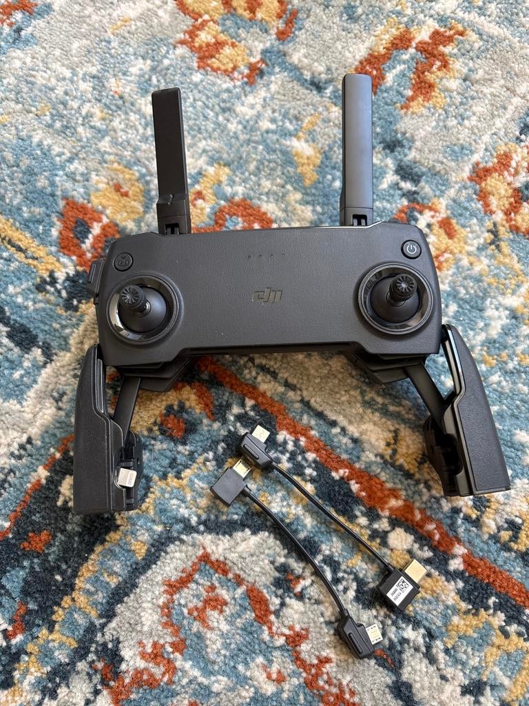 DJI Mavic Mini afstandsbediening met kabels, Cameradrone, Zo goed als nieuw, DJI, 1 tot 5 kilometer
