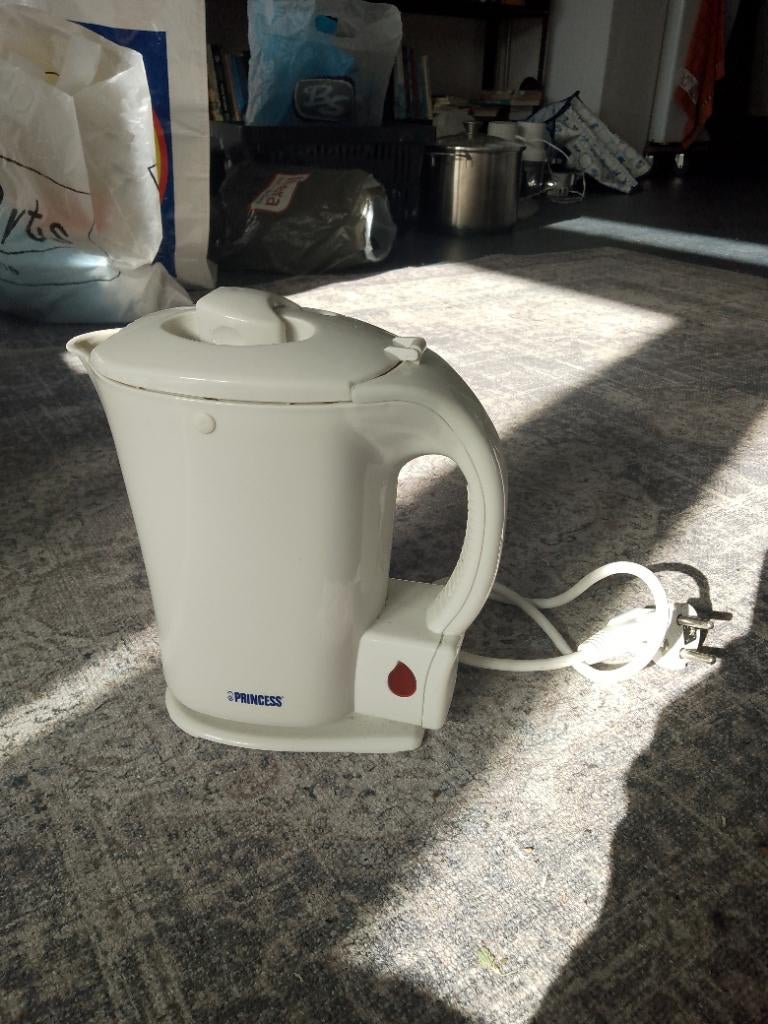 Princess waterkoker 500 Watt, 1 tot 2 liter, Ophalen, Gebruikt
