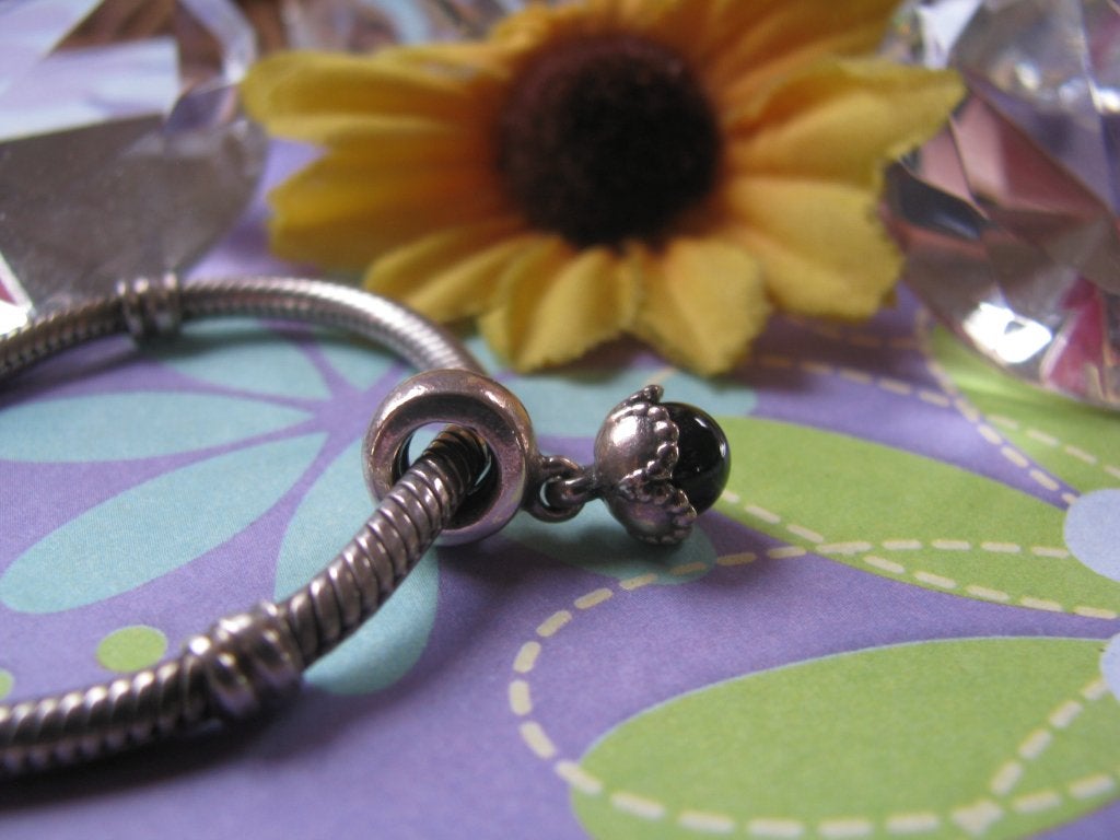 Pandora bedel 790379O = DANGLE drop # druppel + ONIX # ONYX, Pandora, Ophalen of Verzenden, Zo goed als nieuw, 1 bedel
