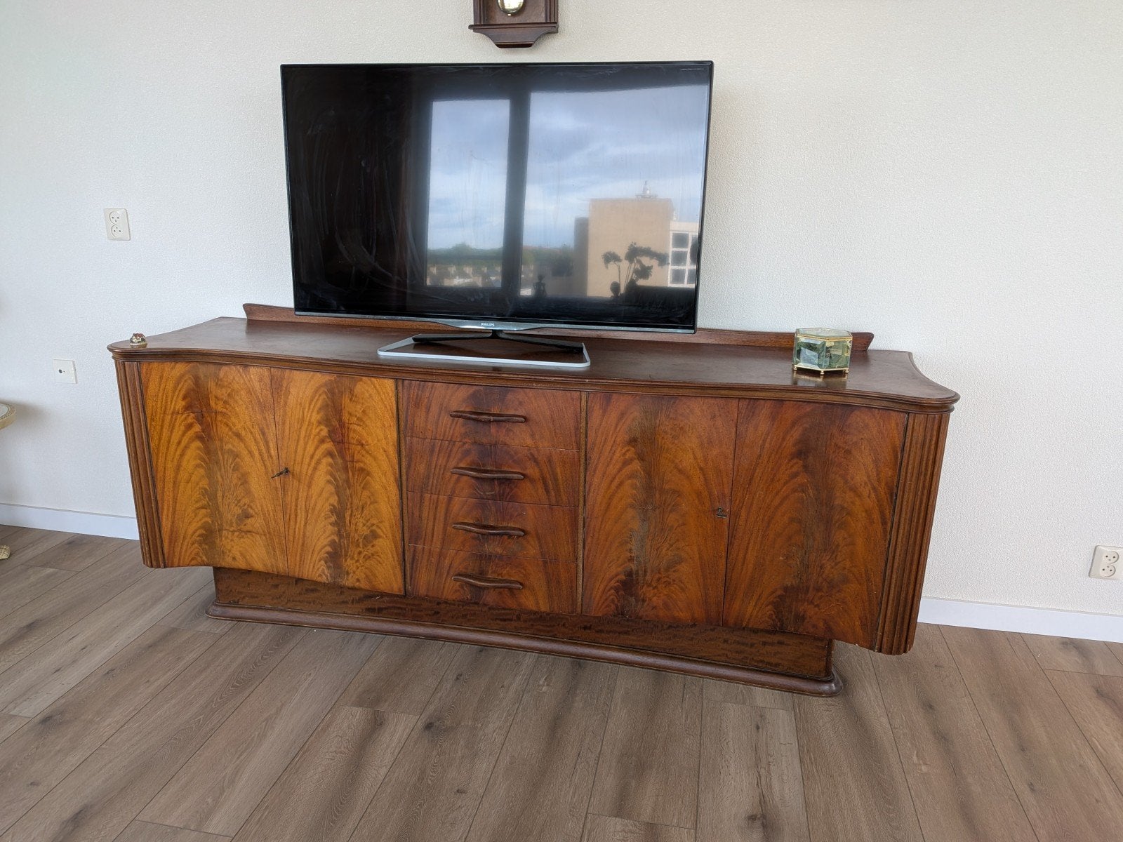 Vintage Art Deco Dressoir – (Walnootfineer), Huis en Inrichting, Kasten | Dressoirs, Ophalen, Gebruikt, Art Deco / Klassiek, 200 cm of meer