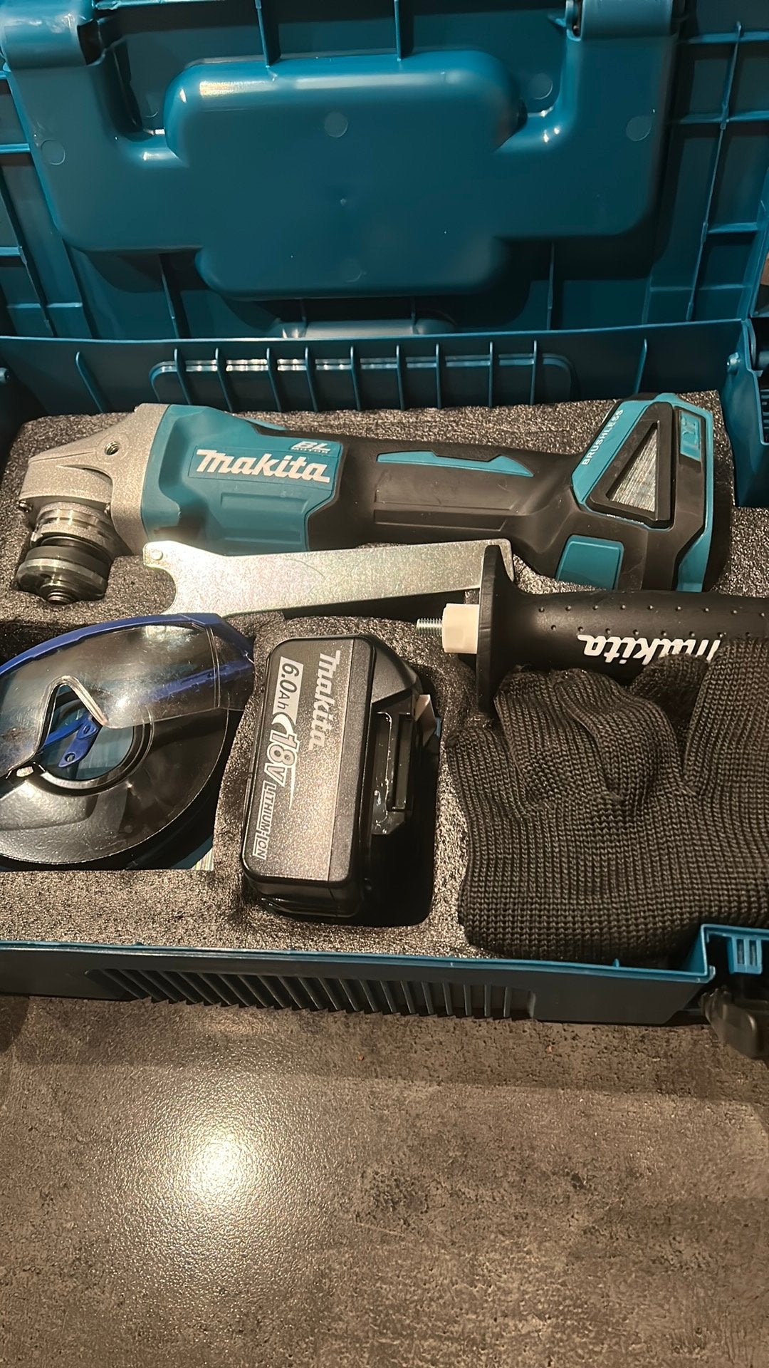 Makita slijptol, Ophalen of Verzenden, Zo goed als nieuw