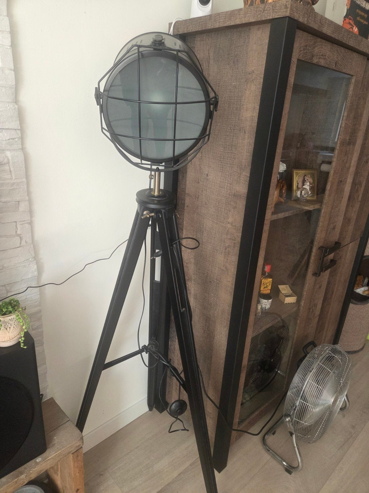 Staande lamp, Huis en Inrichting, Lampen | Vloerlampen, Ophalen, Zo goed als nieuw, 150 tot 200 cm