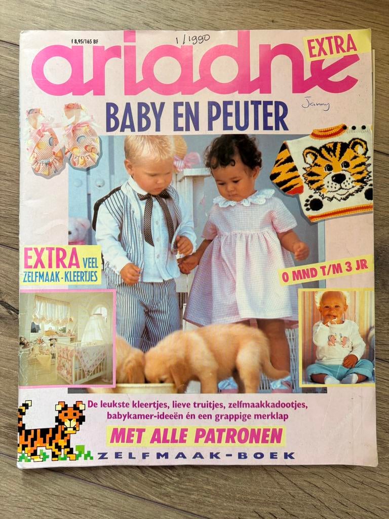 Ariadne baby en peuter nr 1 /1990, Ophalen of Verzenden, Zo goed als nieuw, Breien of Haken, Patroon of Boek