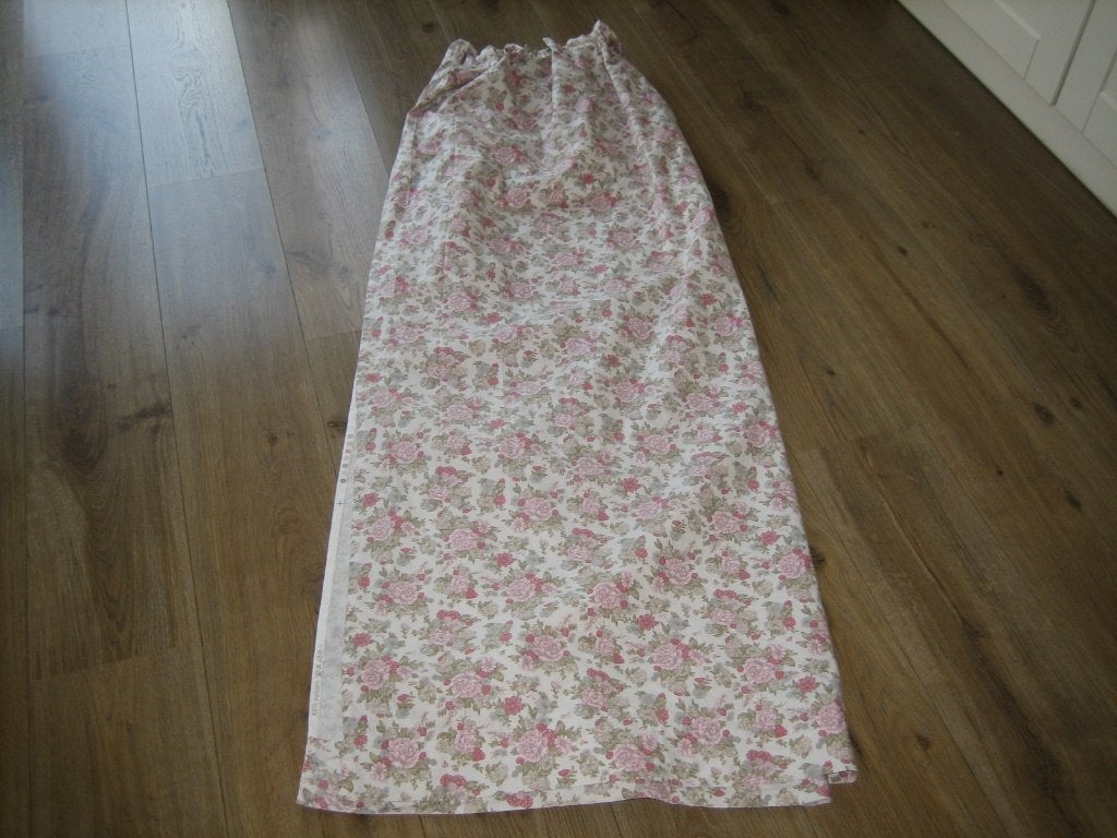 gordijntje, Met haken, Ophalen of Verzenden, Zo goed als nieuw, 140 cm