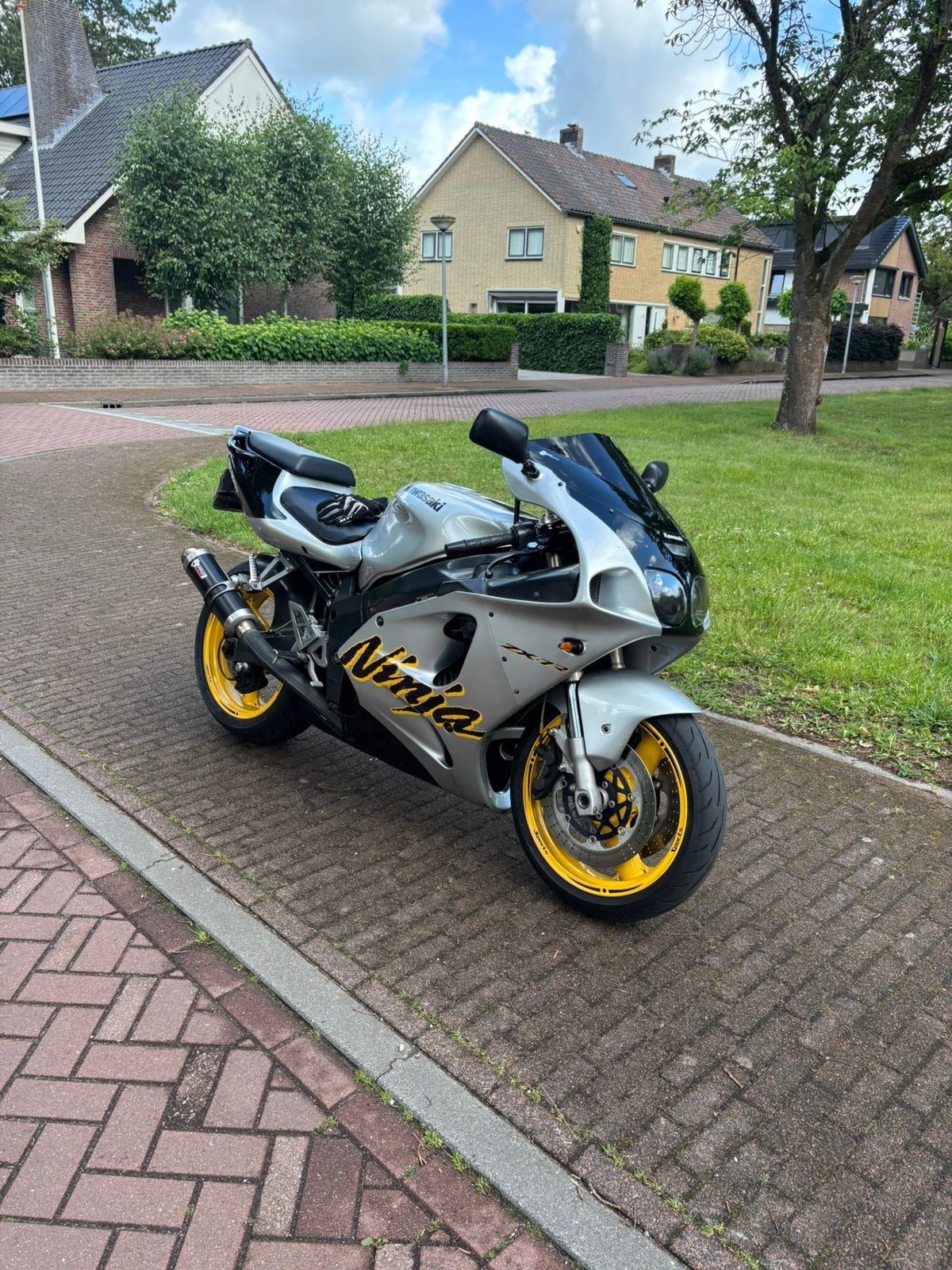 Kawasaki ZX750R Ninja Sportmotor uit 2000, Motoren, Motoren | Kawasaki, Sportuitlaat, 4 cilinders, Motorrijbewijs A, Gebruikt