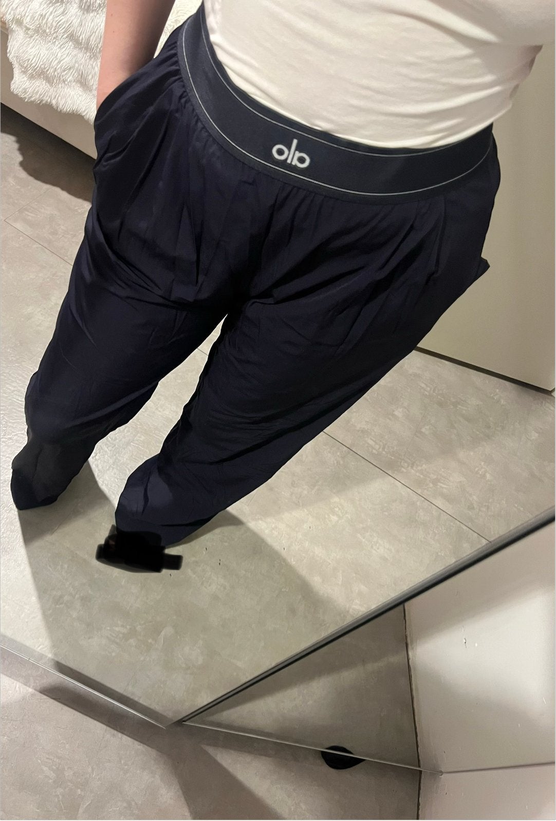 Alo 1:1 broek M baggy donkerblauw, Kleding | Dames, Sportkleding, Ophalen of Verzenden