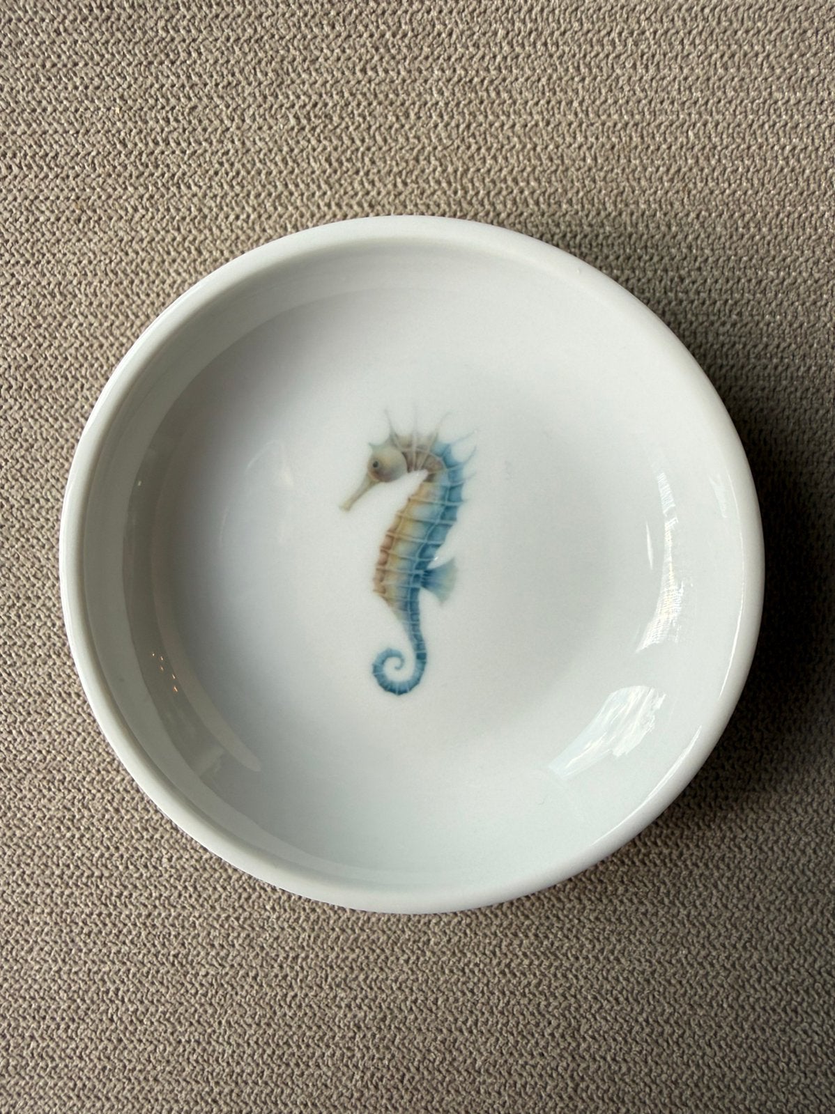 Vintage klein porseleinen schaaltje/bordje met zeepaardje, Ophalen of Verzenden