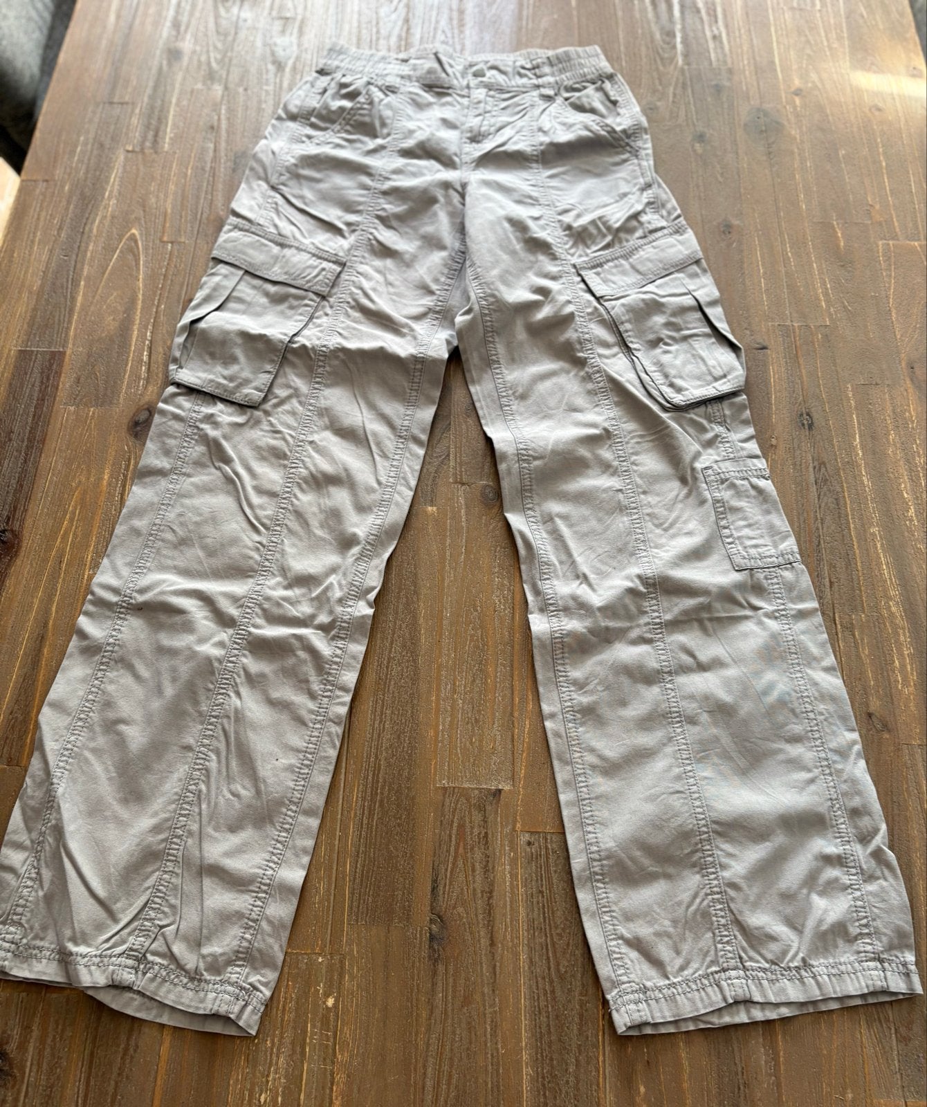 H&M grijze Cargo Broek - mt 32, Ophalen of Verzenden, Zo goed als nieuw, Maat 34 (XS) of kleiner, Grijs
