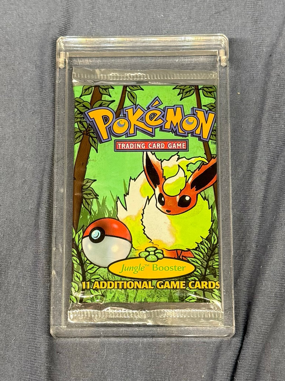 Pokémon Jungle Booster Pack - Flareon HEAVY PACK!!, Ophalen of Verzenden, Zo goed als nieuw, Booster