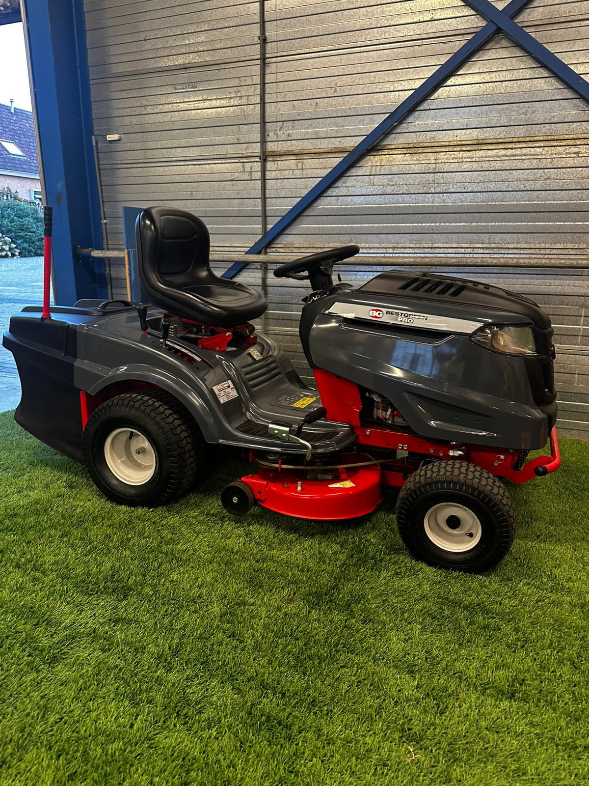 MTD bestgreen pro Zitmaaier, Ophalen, Zo goed als nieuw, Elektrische starter, 90 tot 120 cm