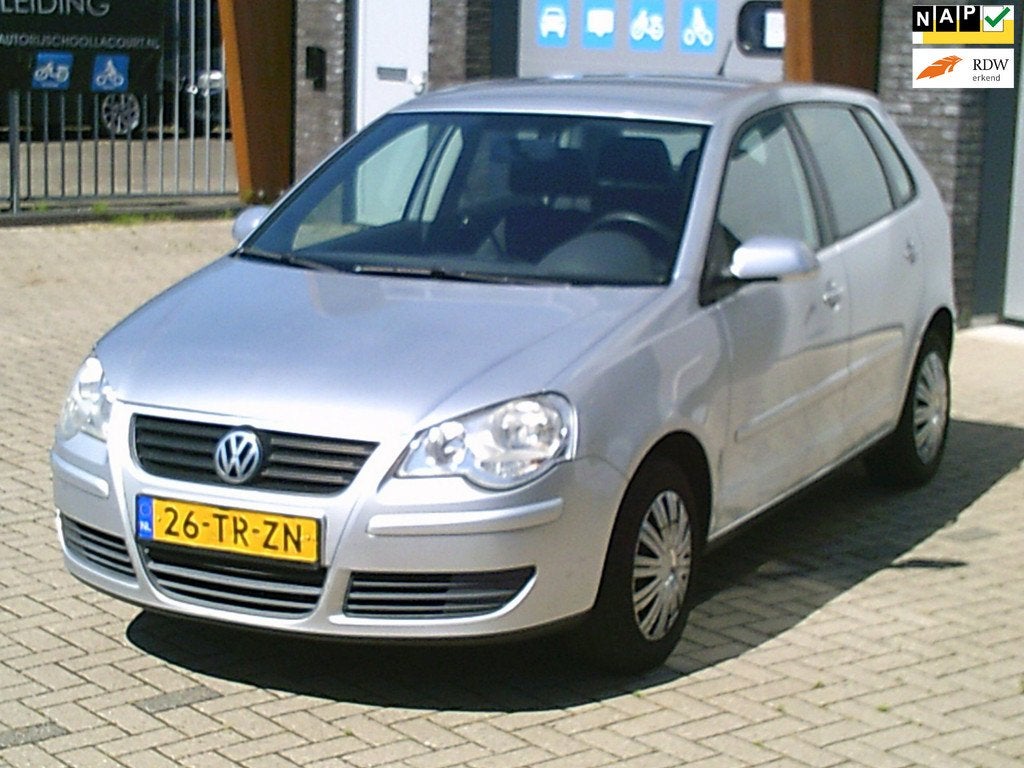 Volkswagen Polo 1.2 Optive Nwe Apk Airco Stuurbekr 5-Deurs, Auto's, Volkswagen, Bedrijf, Te koop, Polo, ABS, Airbags, Airconditioning