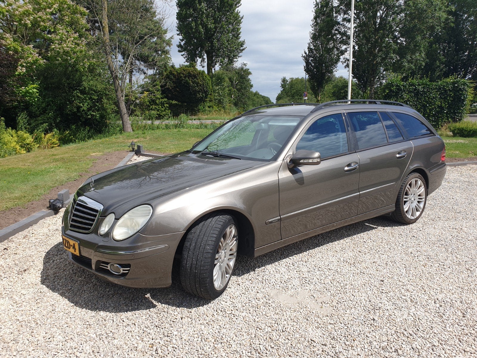 Mercedes-Benz E-Klasse 2.5 E230 Combi AUT 2009 Grijs, Auto's, Mercedes-Benz, Automaat, Achterwielaandrijving, Zwart, 2496 cc