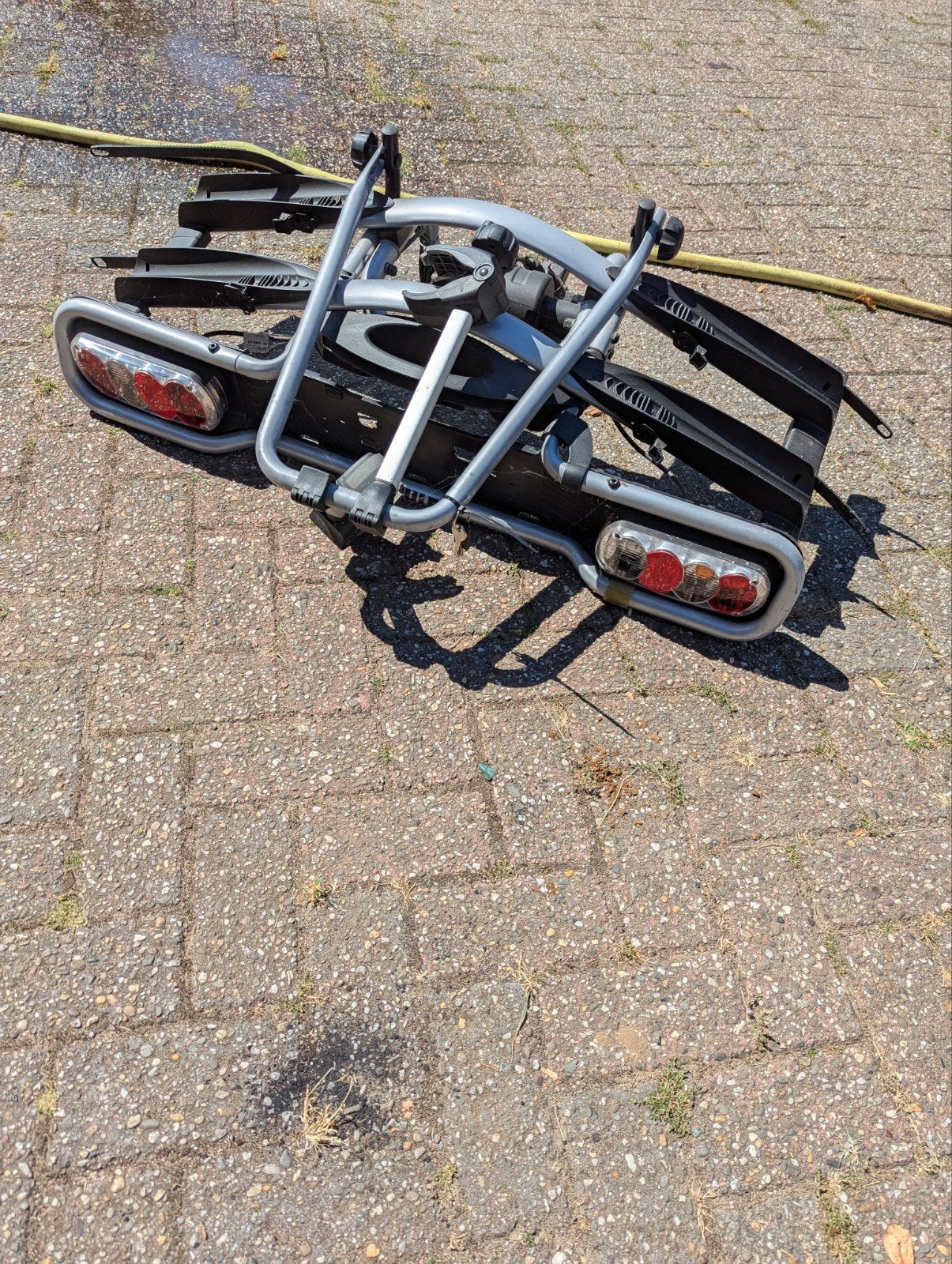 Thule fietsendrager, Ophalen, 2 fietsen, Zo goed als nieuw, Trekhaakdrager