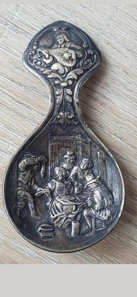 2x Oud Hollands tinnen lepeltjes van de tingieterij Tiel €9, Antiek en Kunst, Antiek | Tin, Ophalen of Verzenden