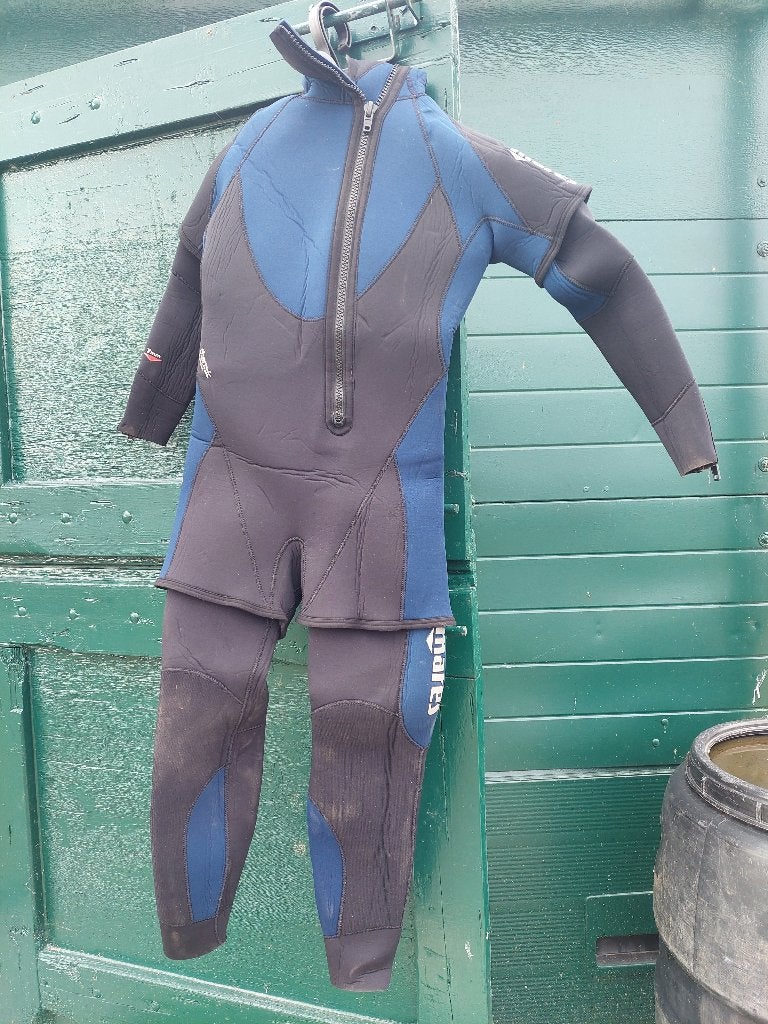 Mares 7mm wetsuit + overshorty met kap - Maat 4.5, Ophalen, Gebruikt, Duikpak