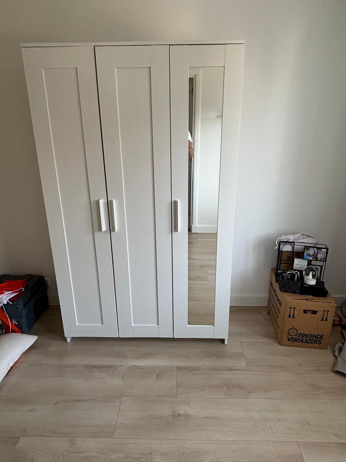 Beimnes Ikea Kast met spiegel, Huis en Inrichting, Kasten | Kledingkasten, Ophalen, 100 tot 150 cm, Zo goed als nieuw, 150 tot 200 cm