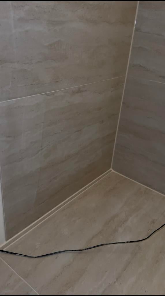 Badkamer & WC Renovatie | UrbanDesigns, Huis en Inrichting, Badkamer | Complete badkamers, Ophalen of Verzenden