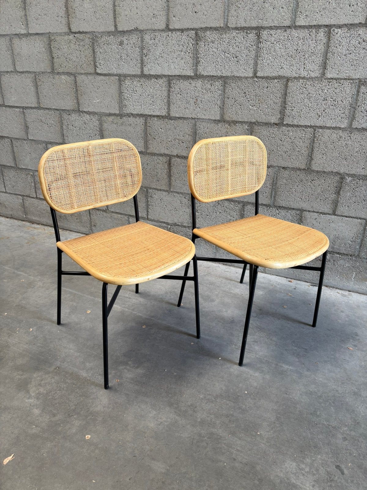 2 Eetkamerstoelen webbing - metalen onderstel, Huis en Inrichting, Stoelen, Ophalen, Zo goed als nieuw, Bruin, Vier