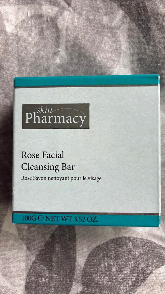 Skin Pharmacy Rose facial cleansing bar, Ophalen of Verzenden, Zo goed als nieuw, Gehele gezicht, Reiniging