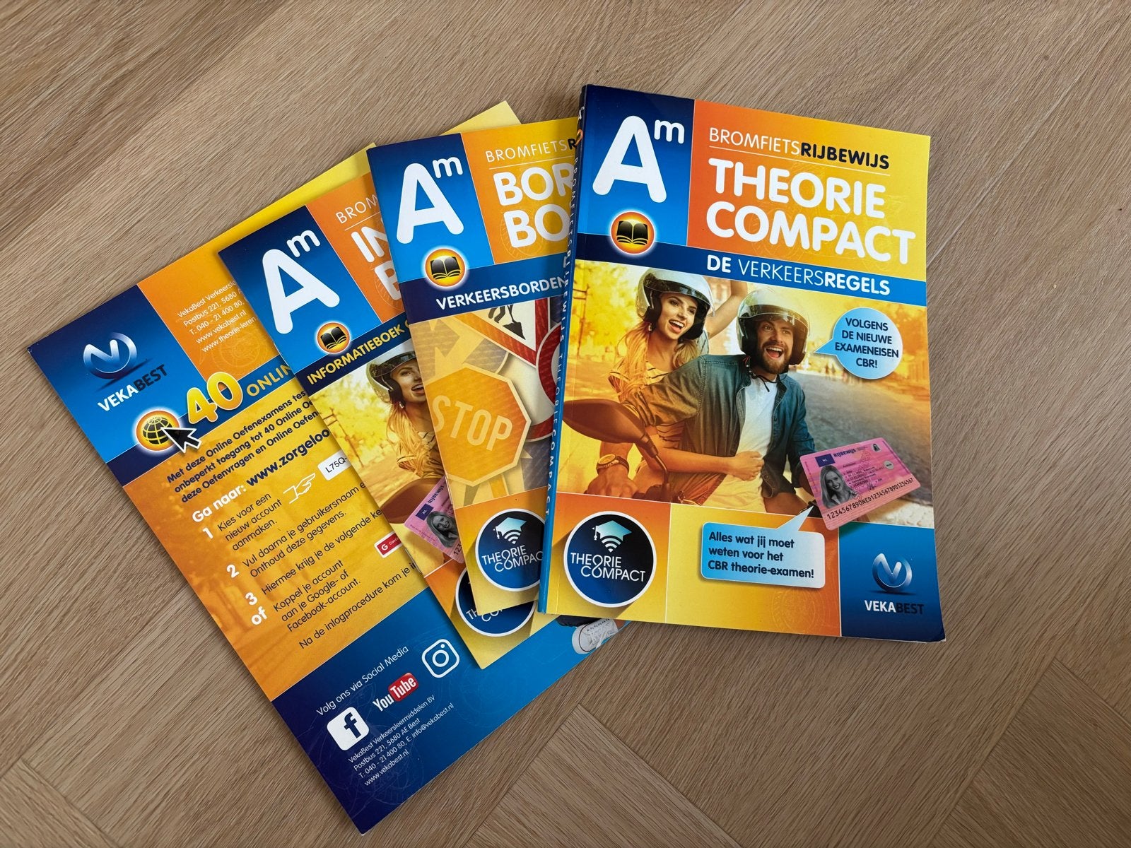 VEKABEST theorieboeken bromfietsrijbewijs + online oefenexam, Ophalen of Verzenden, Zo goed als nieuw, Overige niveaus