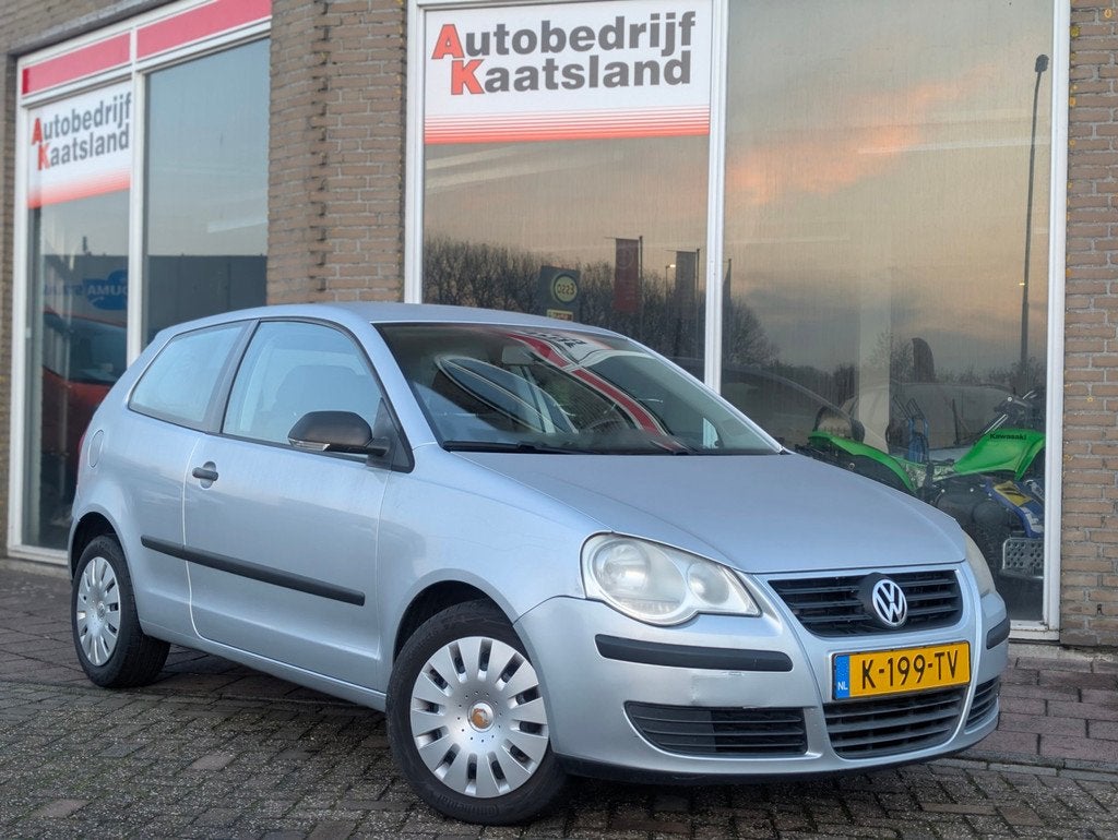 Volkswagen Polo 1.2-12V Trendline - Cruise - Airco - PDC - A, Voorwielaandrijving, Zwart, 540 kg, 1198 cc