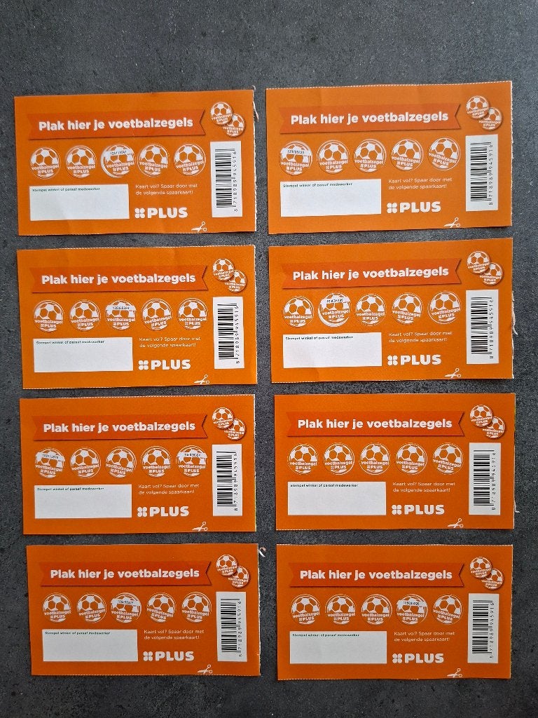 Voetbalzegels supermarkt Plus - WK voetbal, Verzamelen, Supermarktacties, Plus, Ophalen of Verzenden