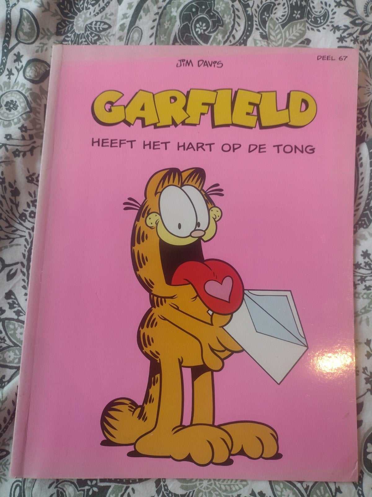 Garfield: Heeft het hart op de tong (Deel 67), Eén stripboek, Ophalen of Verzenden, Gelezen, Jim Davis