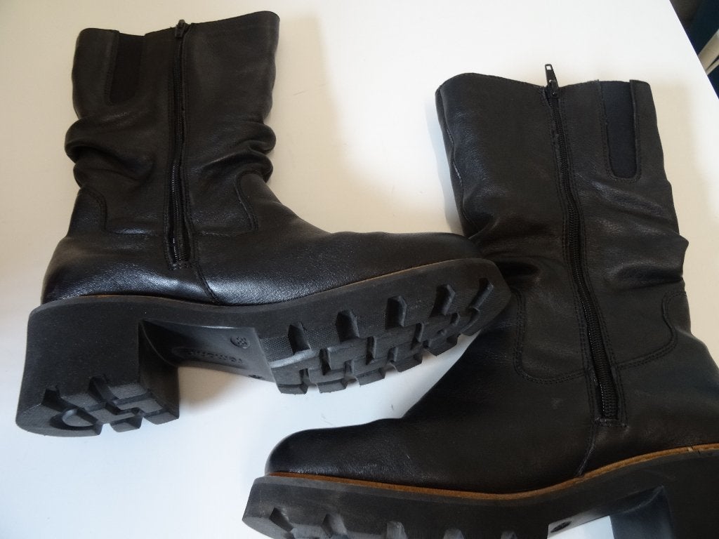 Laarzen maat 38, Kleding | Dames, Schoenen, Hoge laarzen, Zwart, Nieuw, Ophalen of Verzenden